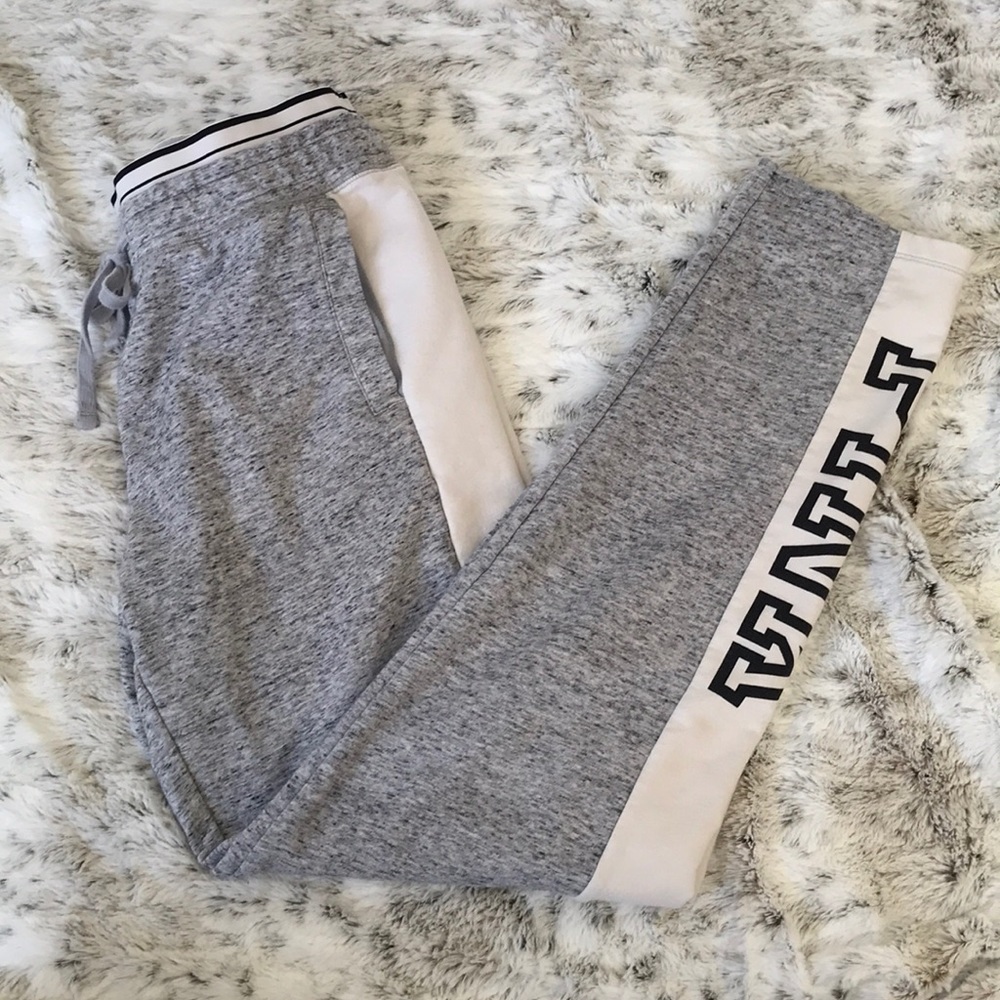 VS PINK sweats